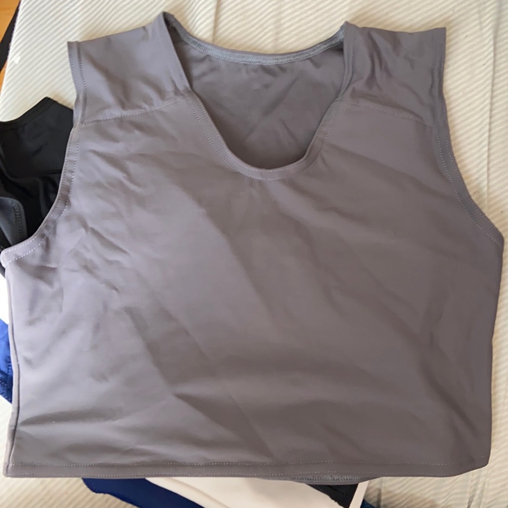 Gray half length gc2b chest binder